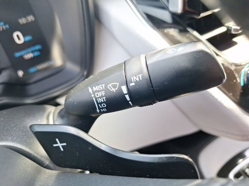 Used 2021 Toyota Corolla SE FWD image 23