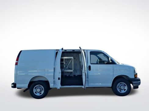 New 2026 Chevrolet Express 2500 w/ Driver Convenience Package RWD image 20