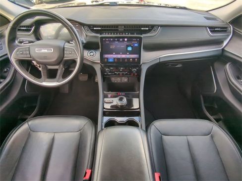 Used 2021 Jeep Grand Cherokee L Limited image 19