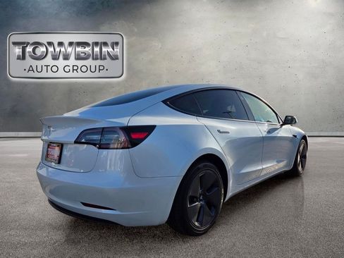 Used 2023 Tesla Model 3 Standard Range RWD image 4