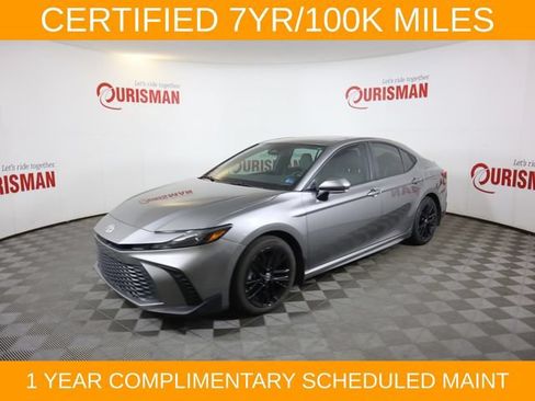 Used 2025 Toyota Camry SE w/ Multimedia Upgrade Package FWD image 4