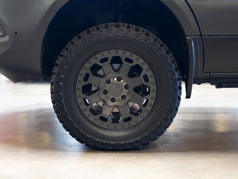 Used 2021 Mercedes-Benz Sprinter 2500 w/ Premium Plus Package image 9