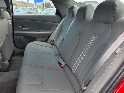 New 2025 Hyundai Elantra Sport FWD image 15
