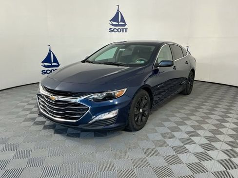 Used 2020 Chevrolet Malibu LT FWD image 3