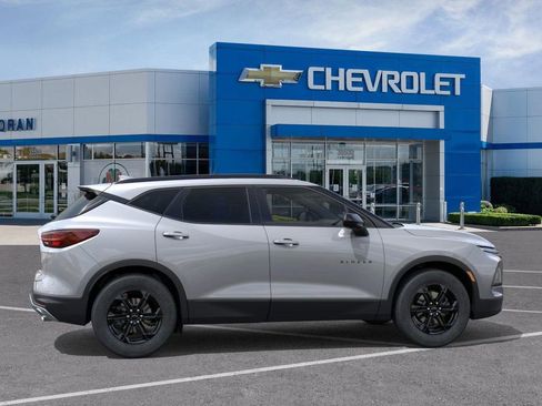 New 2026 Chevrolet Blazer LT image 5