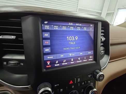 Used 2020 RAM 2500 Laramie image 14