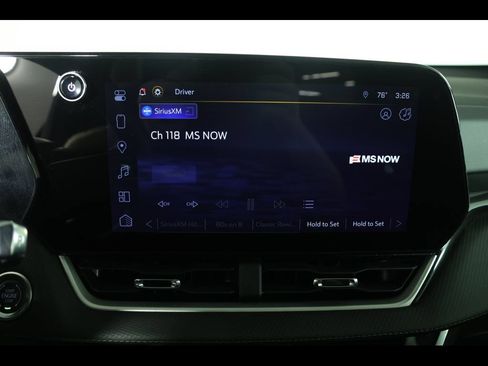 Used 2025 Chevrolet Equinox LT w/ Safety and Technology Package AWD/4WD image 24