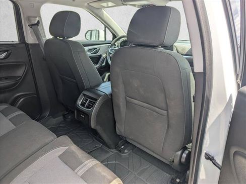 Used 2024 Chevrolet Blazer LT w/ Convenience Package FWD image 28