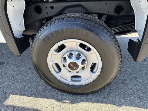 New 2025 GMC Sierra 2500 Pro w/ 1SA Pro Safety Plus Package image 20