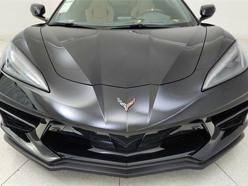 Used 2024 Chevrolet Corvette Stingray w/ Stealth Interior Trim Package image 8
