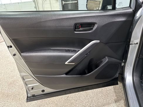 Certified 2024 Toyota Corolla Cross LE w/ Moonroof Package image 11