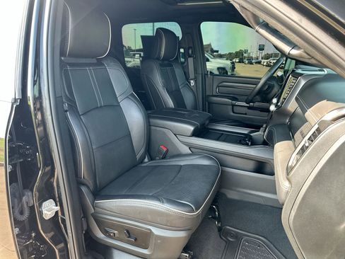 Used 2024 RAM 2500 Limited image 26