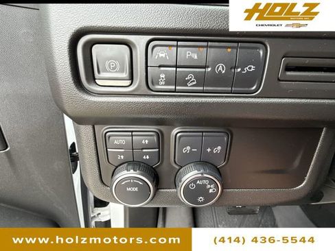 Certified 2022 Chevrolet Suburban Z71 image 17