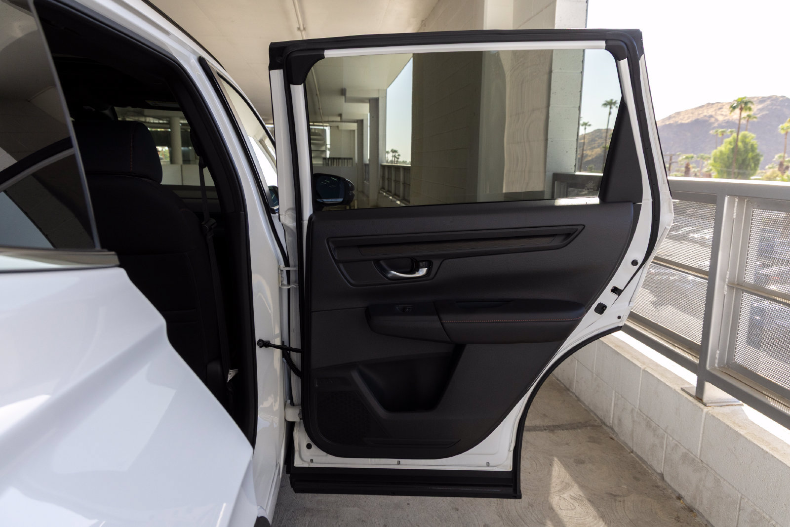 Used 2025 Honda CR-V Sport image 24