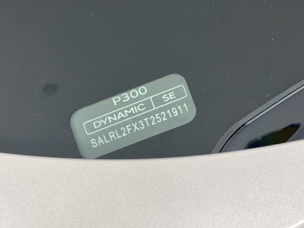 Certified 2026 Land Rover Discovery Dynamic SE AWD/4WD image 31