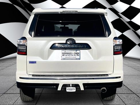 Used 2019 Toyota 4Runner Limited image 4