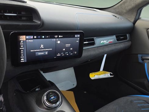 Used 2024 Maserati MC20 Cielo image 34