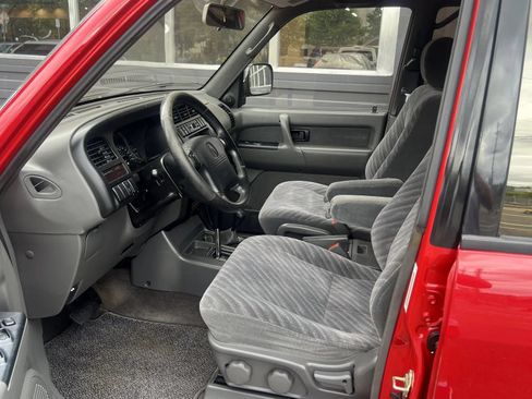 Used 1996 Acura SLX AWD/4WD image 12