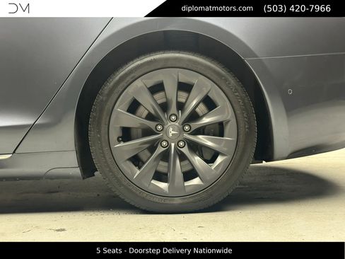 Used 2018 Tesla Model S 75D AWD/4WD image 39