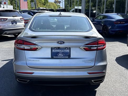 Used 2020 Ford Fusion Titanium FWD image 4
