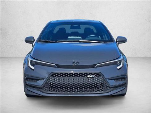 Used 2023 Toyota Corolla XSE FWD image 2