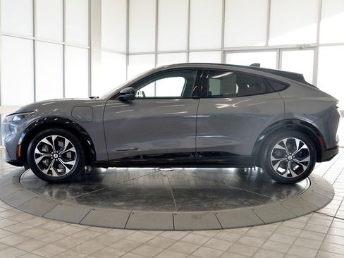 Used 2023 Ford Mustang Mach-E Premium image 5