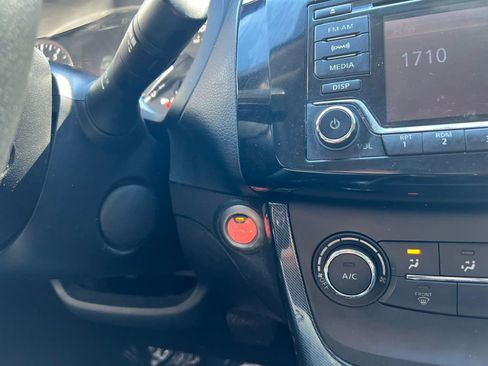 Used 2017 Nissan Sentra SR image 19