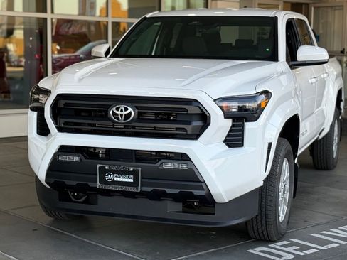 New 2026 Toyota Tacoma SR5 image 3