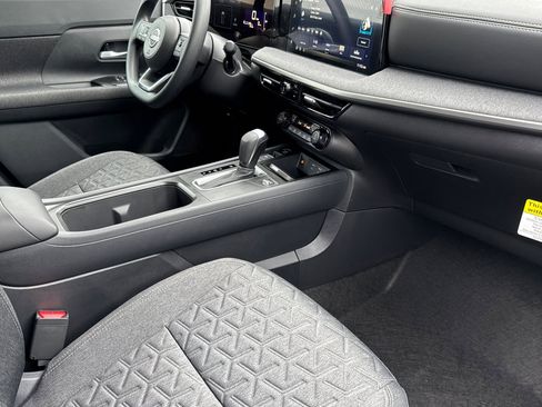 New 2026 Nissan Kicks SV w/ SV Premium Package image 13