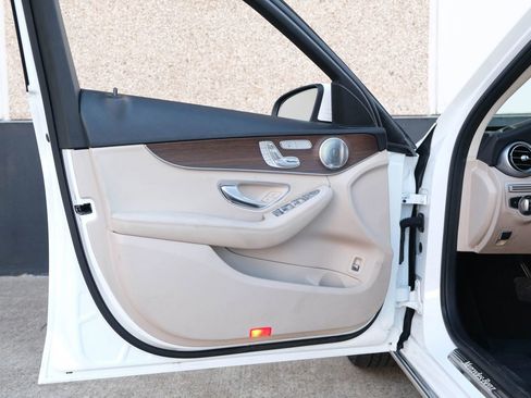 Used 2021 Mercedes-Benz C 300 4MATIC Sedan w/ Premium Package image 19