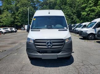 Used 2025 Mercedes-Benz Sprinter 2500 video 2