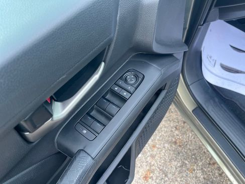 Used 2024 Toyota Tacoma TRD Off-Road image 12