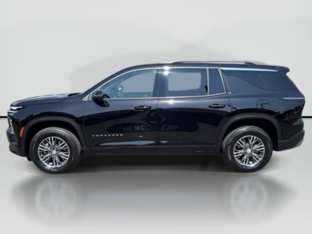 Used 2025 Chevrolet Traverse LT AWD/4WD image 2