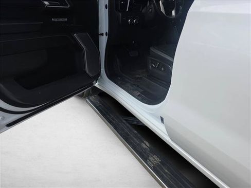 Used 2022 GMC Sierra 1500 Denali AWD/4WD image 11