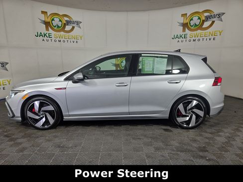 Used 2022 Volkswagen GTI SE FWD image 4