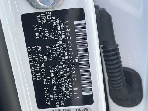 New 2026 Kia Sportage EX w/ EX Panorama Roof Package image 34