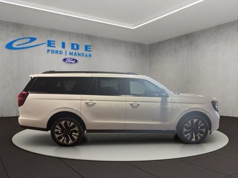 New 2027 Ford Expedition Max Platinum w/ Driver's Package AWD/4WD image 14