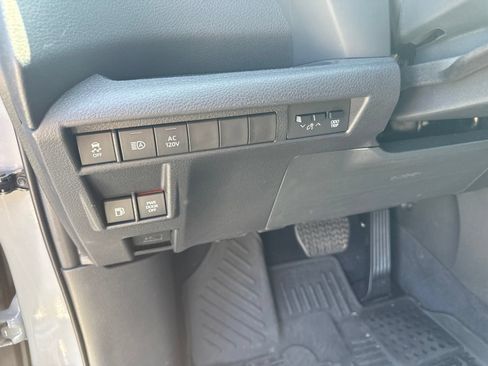 Used 2025 Toyota Sienna XLE Woodland Edition AWD/4WD image 12