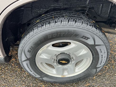 Used 1998 Chevrolet Tracker 4WD image 29