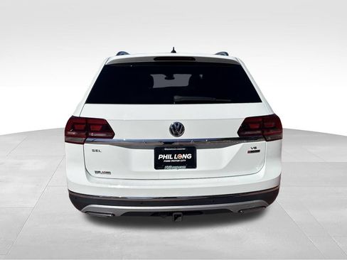 Used 2018 Volkswagen Atlas SEL AWD/4WD image 6