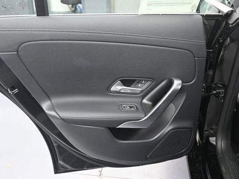 Used 2024 Mercedes-Benz CLA 250 image 22