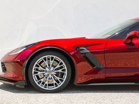Used 2016 Chevrolet Corvette Z06 w/ 3LZ Preferred Equipment Group RWD image 16