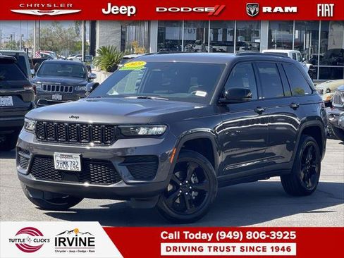 Certified 2023 Jeep Grand Cherokee Altitude RWD image 1