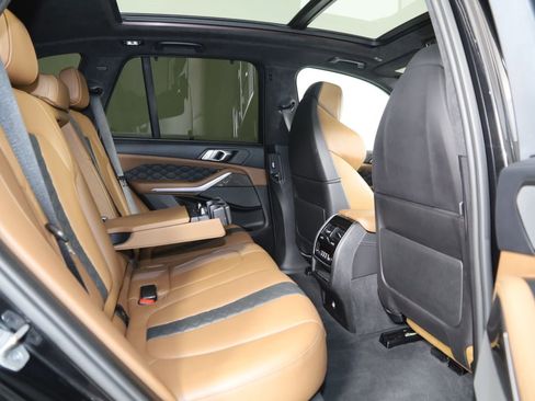 Used 2021 BMW X5 M w/ Executive Package image 18