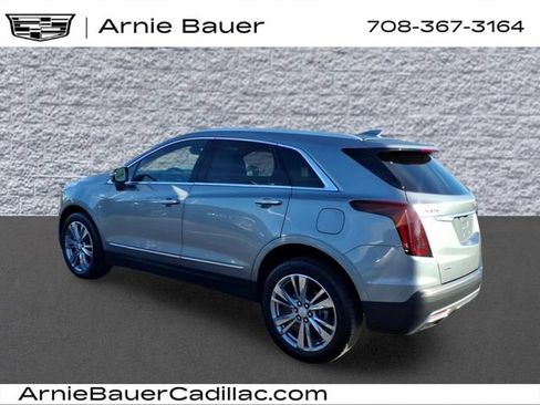 Used 2023 Cadillac XT5 Premium Luxury w/ LPO, Floor Liner Package AWD/4WD image 9