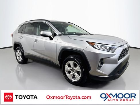 Used 2020 Toyota RAV4 XLE w/ Convenience Package FWD image 1