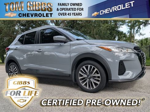 Used 2022 Nissan Kicks SV w/ Interior Electronics Package FWD image 1
