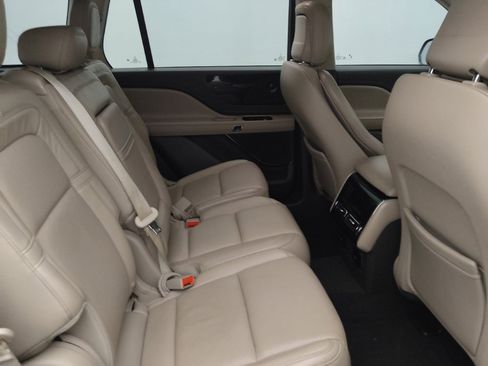 Used 2020 Lincoln Aviator Reserve RWD image 19