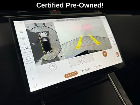 Certified 2026 Land Rover Range Rover Velar Dynamic SE AWD/4WD image 17