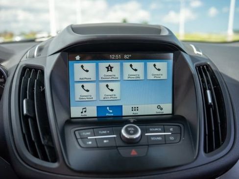 Used 2019 Ford Escape SEL AWD/4WD image 22